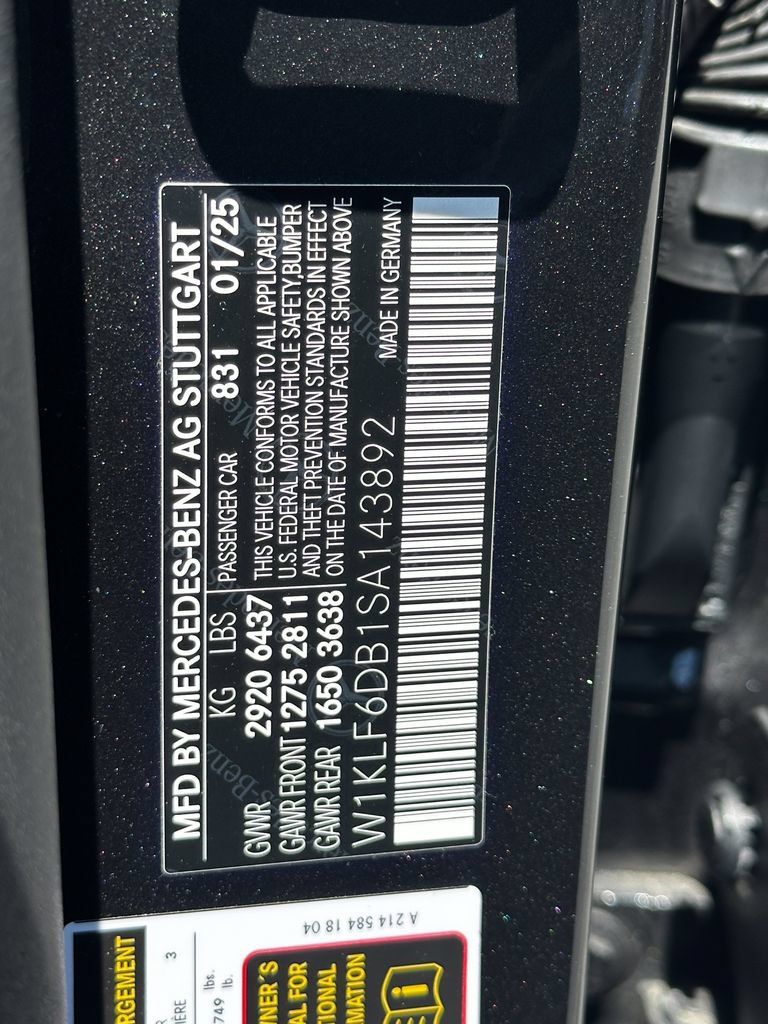 Certified 2025 Mercedes-Benz E 53 AMG e 4MATIC Sedan image 36