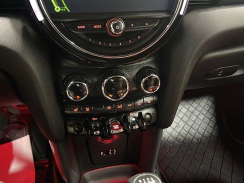 Used 2016 MINI Cooper Convertible FWD image 9