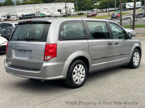 Used 2015 Dodge Grand Caravan American Value Package FWD image 6