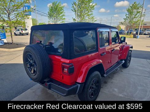 Used 2024 Jeep Wrangler Unlimited Sahara w/ Technology Group AWD/4WD image 4