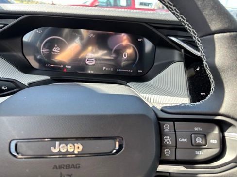 New 2026 Jeep Cherokee Laredo AWD/4WD image 25