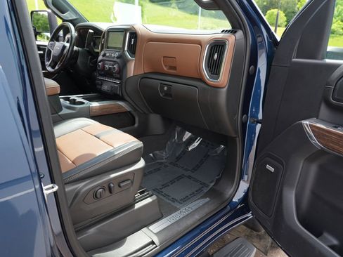 Used 2023 Chevrolet Silverado 3500 High Country w/ Z71 Off-Road Package AWD/4WD image 32