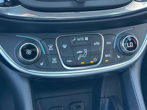 Used 2017 Chevrolet Volt Premier w/ Driver Confidence II Package image 31