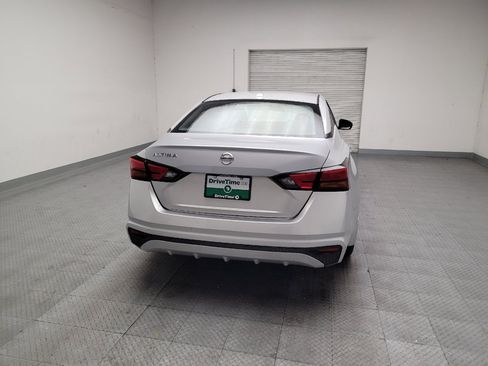 Used 2019 Nissan Altima 2.5 S FWD image 7