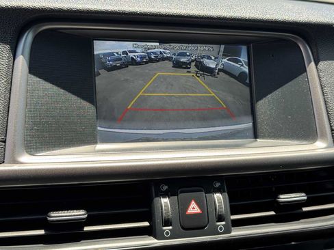 Used 2018 Kia Optima LX w/ 17" Alloy Wheels Package FWD image 27