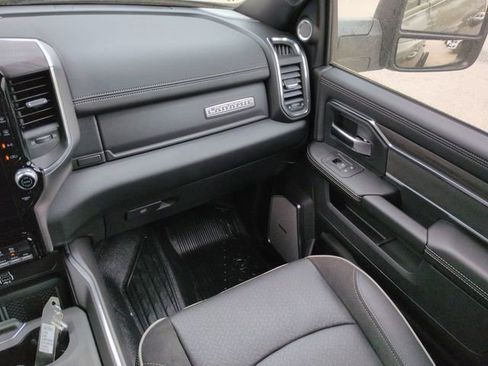 New 2026 RAM 4500 Tradesman w/ Laramie Trim Package image 15