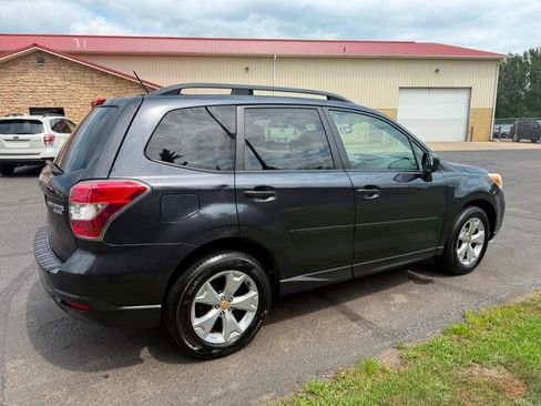 Used 2015 Subaru Forester 2.5i Premium w/ All-Weather Package AWD/4WD image 4