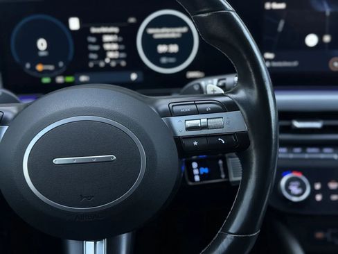 Used 2025 Hyundai Sonata Limited image 24