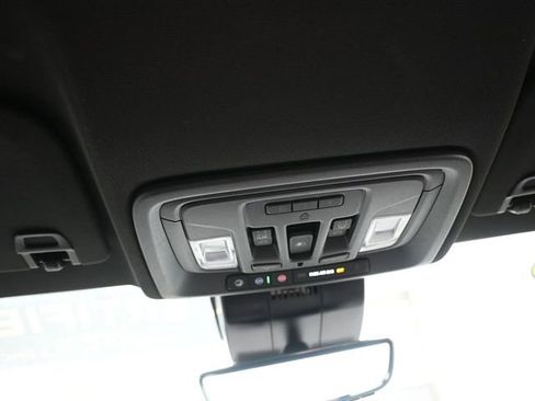 Certified 2025 Chevrolet Silverado 1500 High Country image 12