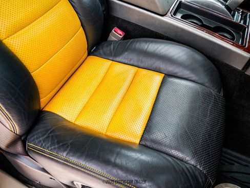 Used 2003 HUMMER H2 w/ Preferred Equipment Group image 47