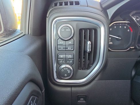 Used 2021 GMC Sierra 1500 Elevation AWD/4WD image 31
