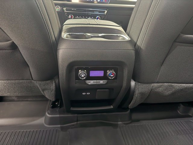 New 2027 Chevrolet Traverse LT w/ Driver Confidence Package AWD/4WD image 24