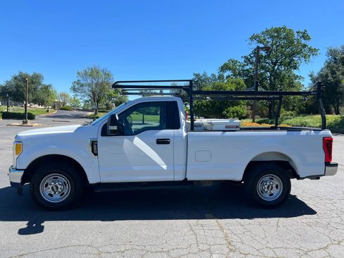 Used 2017 Ford F250 XL w/ Power Equipment Group image 7
