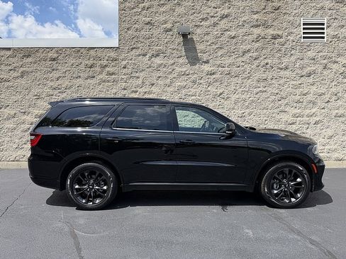 Used 2023 Dodge Durango R/T AWD/4WD image 2