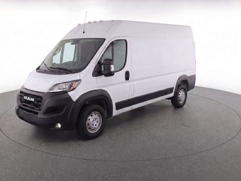 Used 2024 RAM ProMaster 2500 w/ Convenience Group FWD image 29