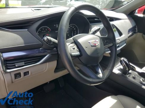 Used 2023 Cadillac XT4 Luxury FWD image 19