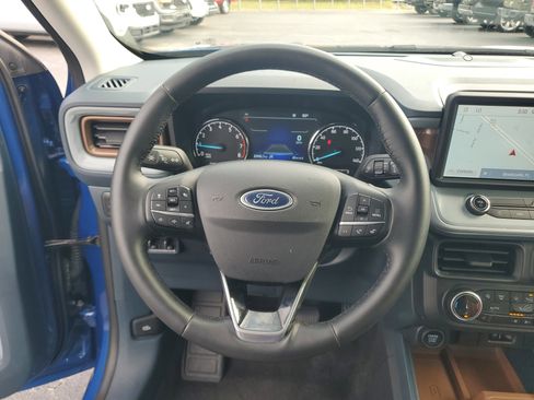 Used 2024 Ford Maverick Lariat w/ FX4 Off-Road Package AWD/4WD image 25