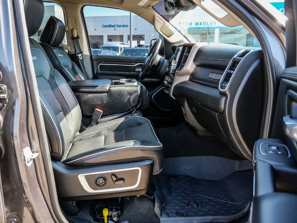 Used 2021 RAM 1500 Laramie RWD image 13