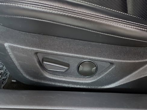 Used 2024 Ford Mustang Premium image 16