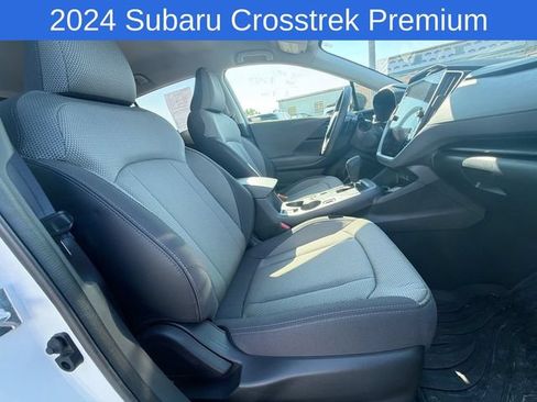 Used 2024 Subaru Crosstrek 2.5i Limited AWD/4WD image 16