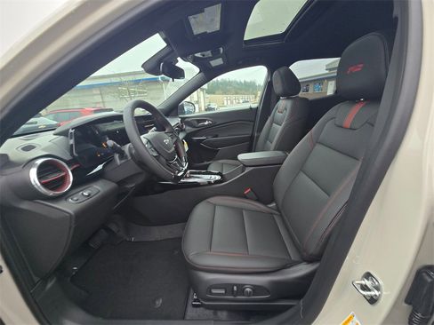 New 2026 Chevrolet Trax RS w/ Sunroof Package image 15