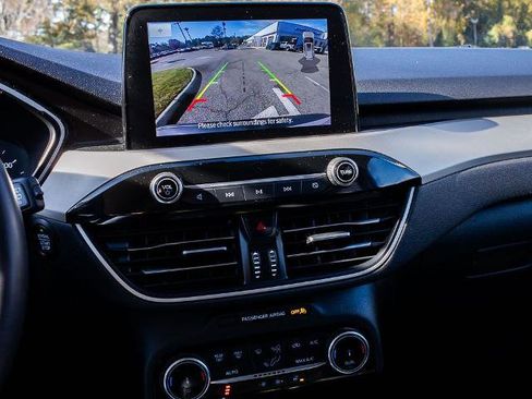 Certified 2022 Ford Escape SEL image 21