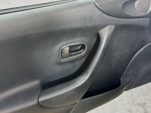 Used 1999 MAZDA MX-5 Miata RWD image 19