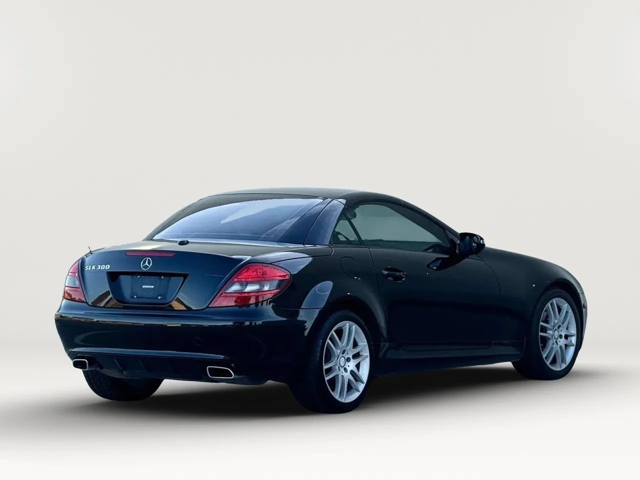 Used 2009 Mercedes-Benz SLK 300 image 9
