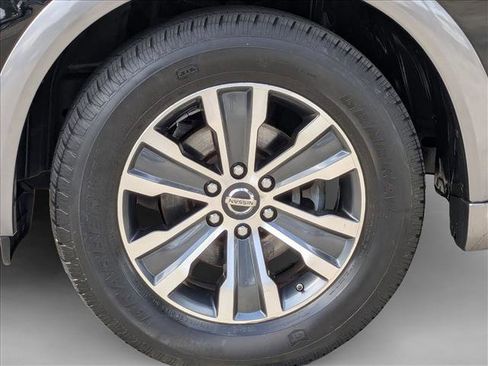 Used 2017 Nissan Armada SL w/ Technology Package image 27