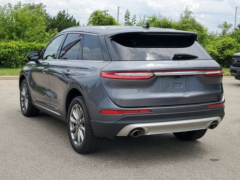 Used 2022 Lincoln Corsair AWD w/ Premium Package image 3