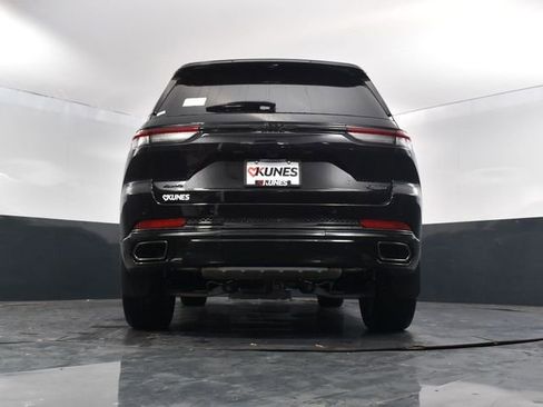 New 2025 Jeep Grand Cherokee Summit image 51