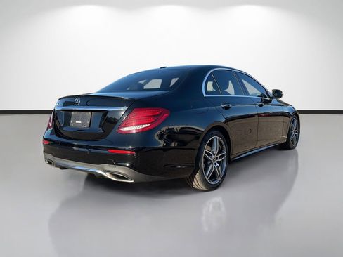 Used 2019 Mercedes-Benz E 300 image 3