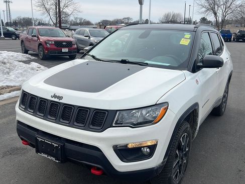 Used 2020 Jeep Compass Trailhawk image 14