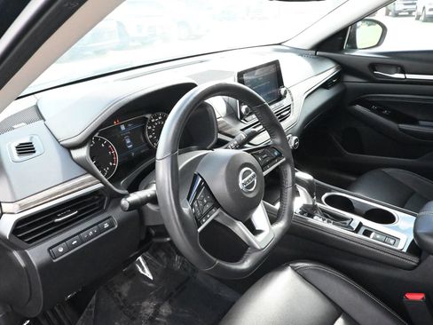 Used 2021 Nissan Altima 2.5 Platinum AWD/4WD image 12