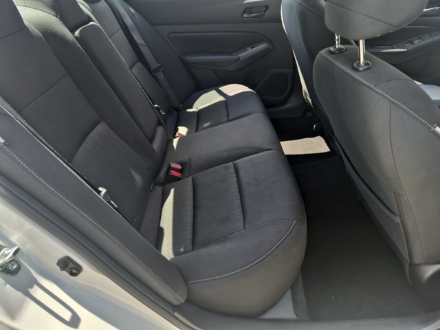 Used 2025 Nissan Altima 2.5 SV FWD image 29