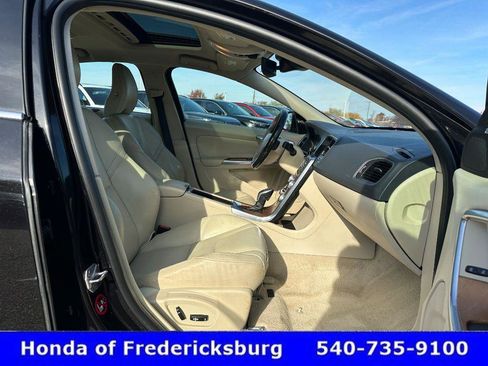 Used 2016 Volvo S60 T5 Premier image 36