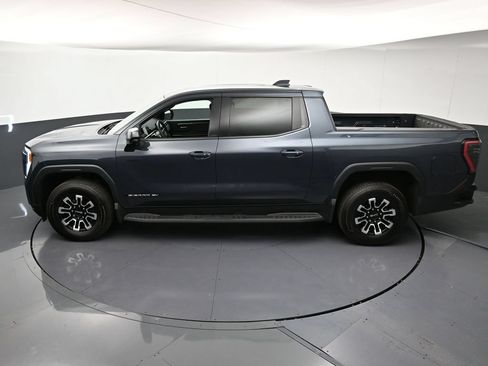 Used 2026 GMC Sierra EV Elevation AWD/4WD image 16