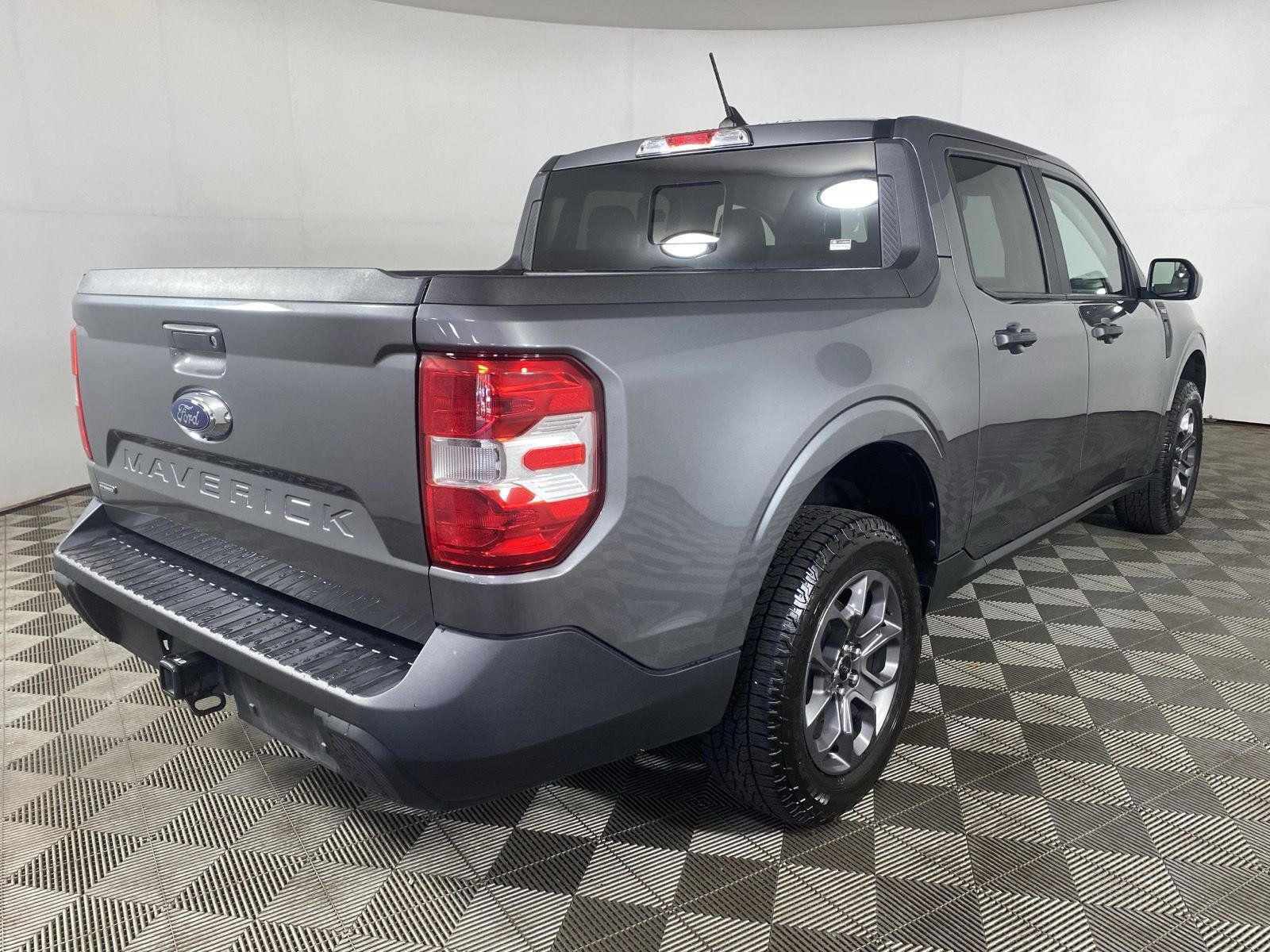 Used 2022 Ford Maverick XLT w/ XLT Luxury Package FWD image 7