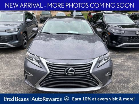 Used 2016 Lexus ES 350 w/ Luxury Package w/Wood Trim FWD image 2