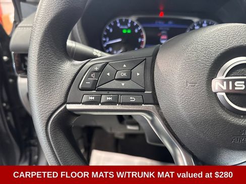Used 2025 Nissan Sentra SV FWD image 3