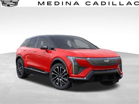 New 2026 Cadillac Optiq Sport 2 AWD/4WD image 7