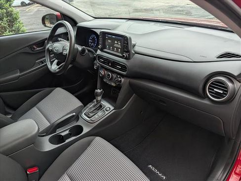 Certified 2021 Hyundai Kona SEL AWD/4WD image 13