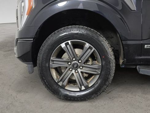 Used 2023 Ford F150 Lariat w/ Equipment Group 502A High AWD/4WD image 9