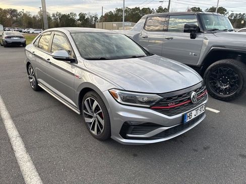 Used 2020 Volkswagen Jetta GLI Autobahn image 3