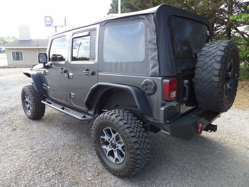 Used 2016 Jeep Wrangler Unlimited Sport w/ Quick Order Package 24S AWD/4WD image 3