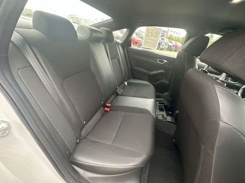 Used 2023 Honda Civic Sport image 28