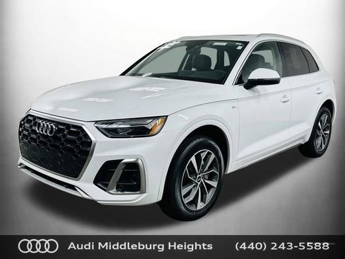 Certified 2023 Audi Q5 2.0T Premium w/ Convenience Package AWD/4WD image 4