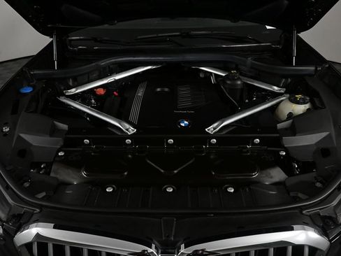 Used 2020 BMW X5 xDrive40i AWD/4WD image 32