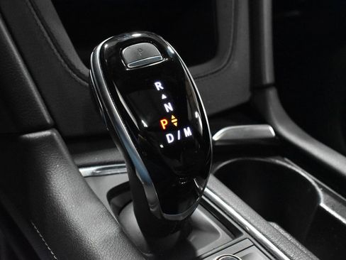 Used 2021 Cadillac XT5 Premium Luxury w/ LPO, Floor Liner Package image 21