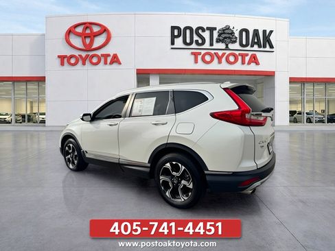 Used 2017 Honda CR-V Touring image 4
